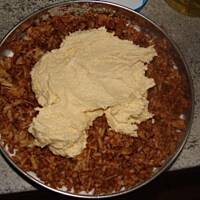 Ciasto z jabłkami i chałwą