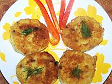 Fot. atosiaczek, Kotleciki ziemniaczane z sosem koperkowym