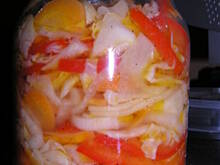 Fot. ulla*, Sałatka warzywna bez octu do słoików