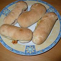 Hot dogi drożdżowe