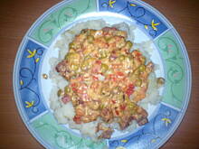 Fot. Kasia_W, Kiełbasa z papryką i groszkiem