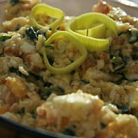 Jajeczna pasta z kiełbasą porem i roszponką kasiuli