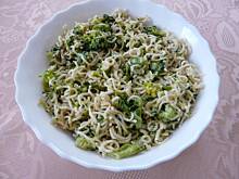 Fot. gumcia, Sałatka z makaronem i brokułem Gumci