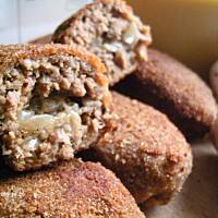 Kotlety mielone z serem i pieczarkami