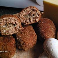 Kotlety mielone z serem i pieczarkami