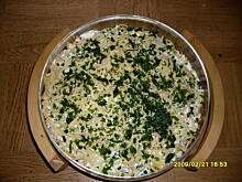 Fot. Trusia, Sałatka warstwowa z cebulkami konserwowymi