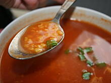 Fot. kasiul_a, Drobiowa-ostra bardzo pomidorowa - zupa z zacierką