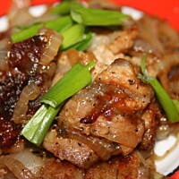 Smażona cebulka z boczkiem - smak dzieciństwa