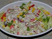 Fot. ekkore, Sałatka z tuńczykiem i paluszkami krabowymi