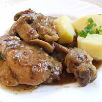 Udka z kurczaka w sosie