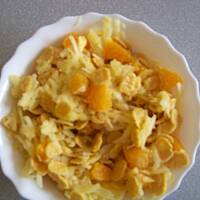 Dietetyczna sałatka z płatkami