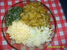 Fot. dorisek2620, Surówka z kiszonych ogórków