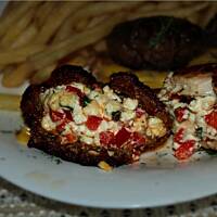 Pierś faszerowana serem feta i papryką