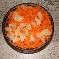 Surówka z marchewki i ananasa kk