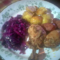 Ziemniaczki Zapiekane z Kurczakiem i Kielbasa