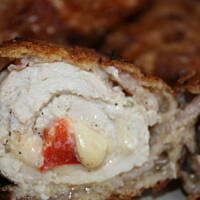 Chrupiące roladki z piersi boczku i papryki kasiuli