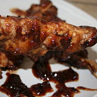 Szaszłyki z szynki  w śliwkowym sosie kasiuli