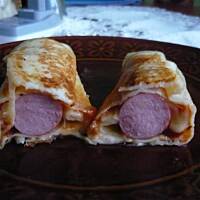 Naleśnikowe hot-dogi