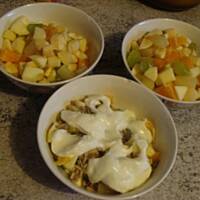 Sałatka owocowa ze słonecznikiem i serkiem kk