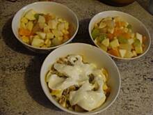 Fot. inka200, Sałatka owocowa ze słonecznikiem i serkiem kk