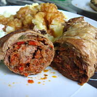 Zrazy wieprzowe z pikantnym nadzieniem