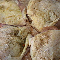 Kurczak paprykowy pieczony na ziemniakach kasiuli