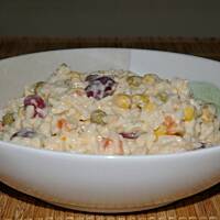 Sałatka ryżowa Smerffi