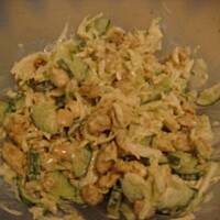 Sałatka arabska z kurczakiem i warzywami