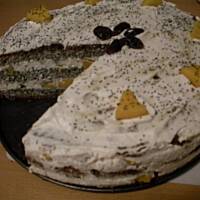 Tort makowy z brzoskwiniami