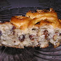 Drożdżowy ślimaczek z orzechami