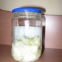 Syrop  na ból gardła lub  kaszel