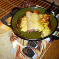 Bardzo pyszna zapiekana kiełbaska z serem -express