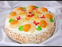 Fot. beataoh, Lekki tort owocowy- idealny na Wielkanoc