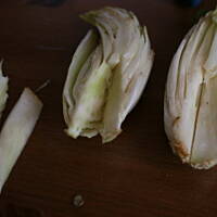 Cykoria serowo szynkowa zapiekana w sosie kasiuli