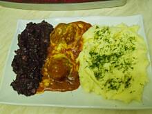 Fot. ewadarnowska, Kapusta czerwona duszona