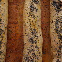 Paszteciki z boczkiem śliwkami i cebulą kasiuli