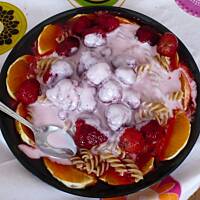 Kolorowy makaron w Zimie