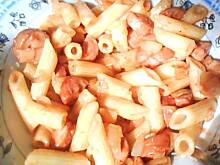 Fot. lelek, Makaron i parówki z patelni