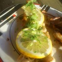 Grillowany pstrąg bardzo aromatyczny kasiuli