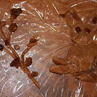 Mazurek trójwarstwowy krówka chałwa śliwka kasiuli