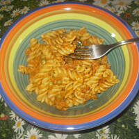 Makaron z sosm warzywno- tunczykowym