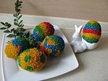 Fot. Wkn, Pisanki z kolorowej kaszy