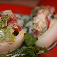 Jaja z farszem pomidorowo - serowym kasiuli