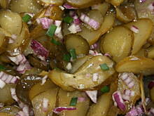 Fot. kasiul_a, Surówka z ogórków kiszonych z cebulką kasiuli