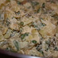 Sałatka ziemniaczana z ogórkami kasiuli - prosta