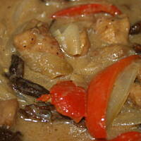 Placek po cygańsku o grzybowym aromacie kasiuli