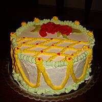 Tort z kremem waniliowym