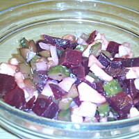 Salatka z buraczkow - obiadowa