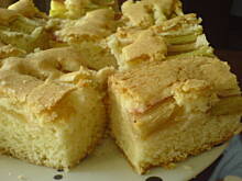 Fot. toffik, Ciasto ucierane ze śliwkami lub innymi owocami