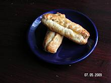 Fot. oska, paszteciki drożdżowe z parówką